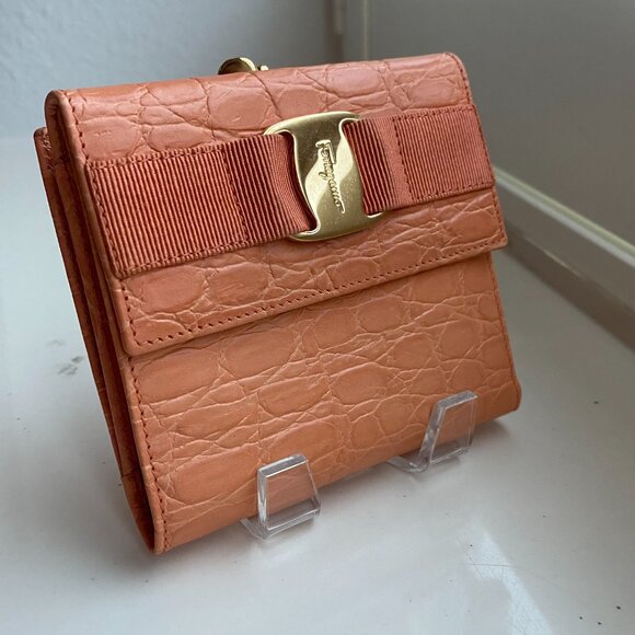 Salvatore Ferragamo Bifold Wallet – Vala Ribbon | Coral/Peach | Compact & Elegan - Picture 5 of 8